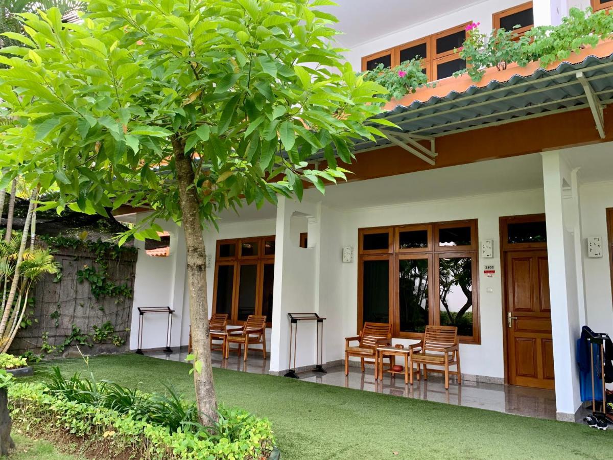 Febri'S Hotel & Spa Kuta Lombok Exterior foto